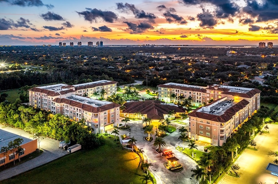Diamond Oaks Village - 55+ Senior Living - Diamond Oaks Village - 55+ Senior Living Apartments