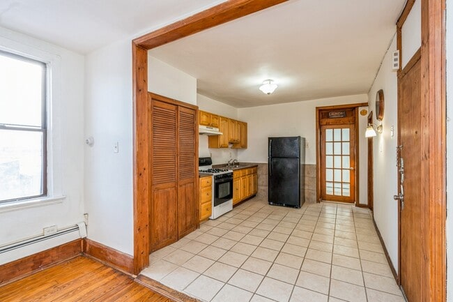 Photo - 35 Harmon St