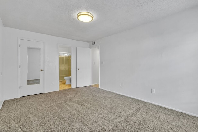 Beautiful 2/2 Condo close to the Orlando I... - Beautiful 2/2 Condo close to the Orlando I...