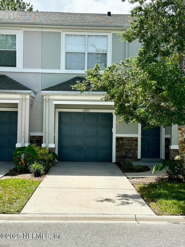 Building Photo - 5699 Parkstone Crossing Dr Rental
