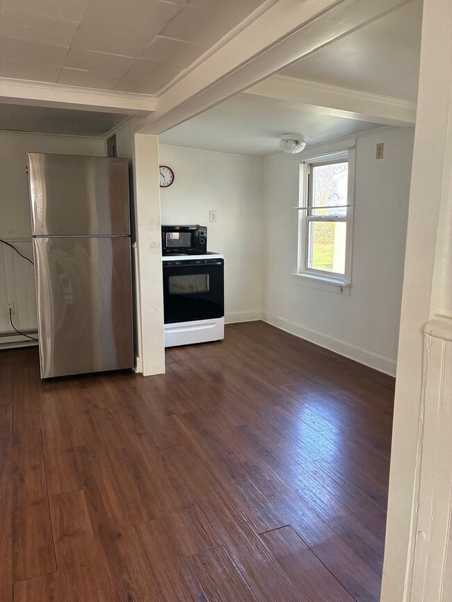 Photo - 251 Narrow Dr