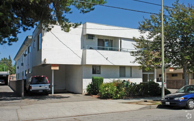 Canby Apts