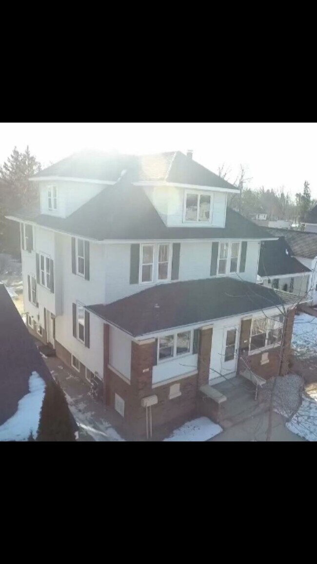 More photos to come - 146 South St Townhome
