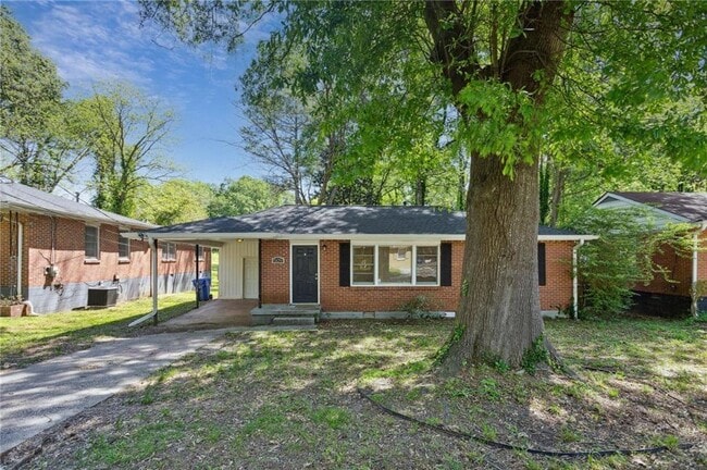 Photo - 509 Park Valley Dr NW House