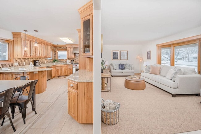 Photo - 2100 School St Unit ID1061623P