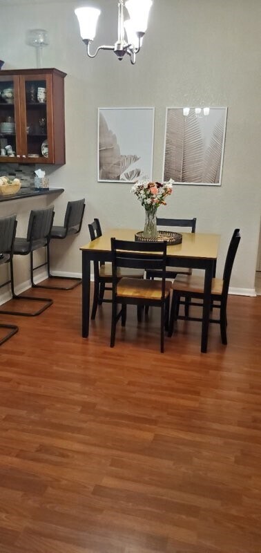 Photo - 254 Maple Ln