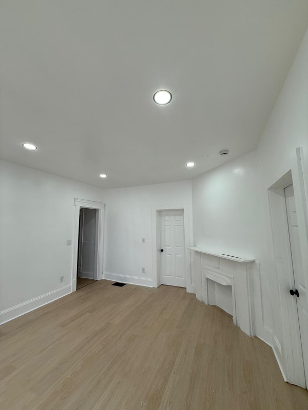 Photo - 1447 W 101st St Unidad 1