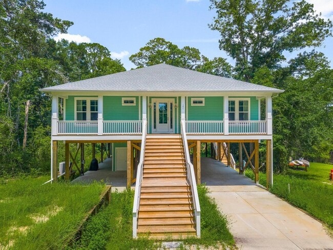 Building Photo - 187 Portland Park Rd Rental