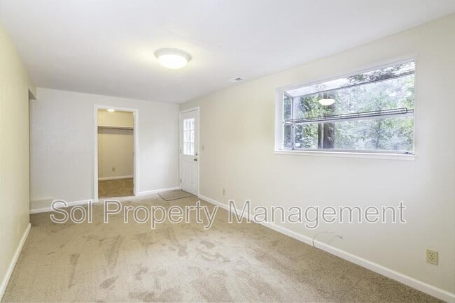 Photo - 153 Pine Ave