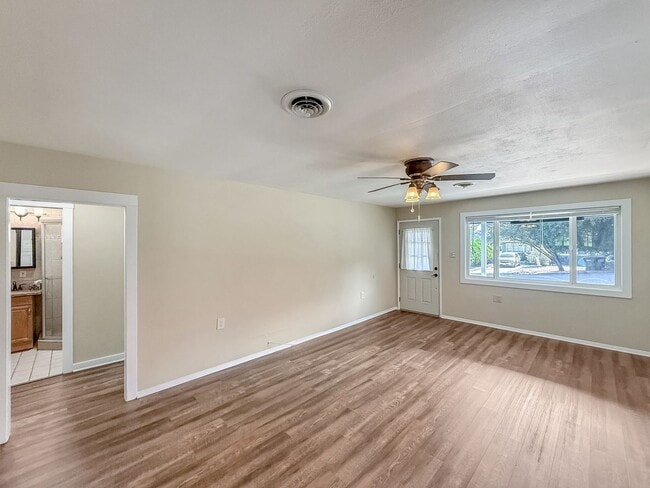 Photo - Beautiful 2B/1BA Home in Escondido!