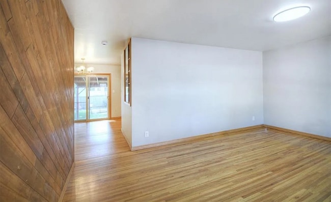 Photo - 2912 Jon St House