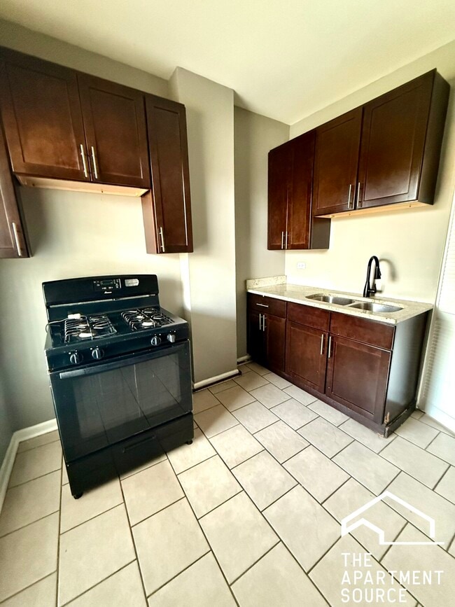 Photo - 4058 W Congress Pkwy Unit 2N