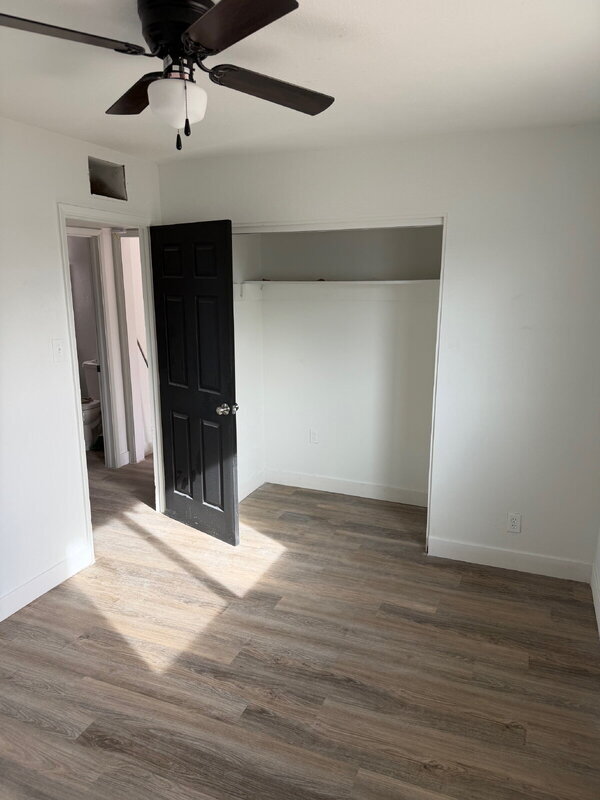 Photo - 390 W Lindbergh Ave