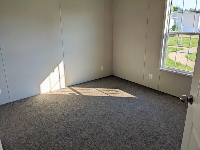 Photo - 3617 N Grand Ave E