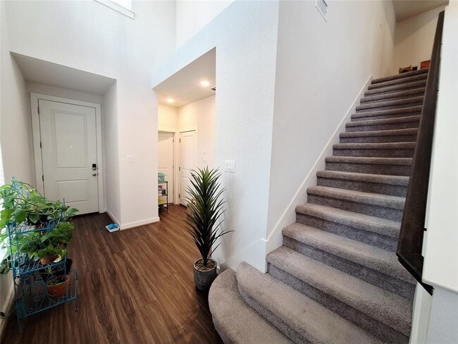 Photo - 8000 Prairie Rye Dr