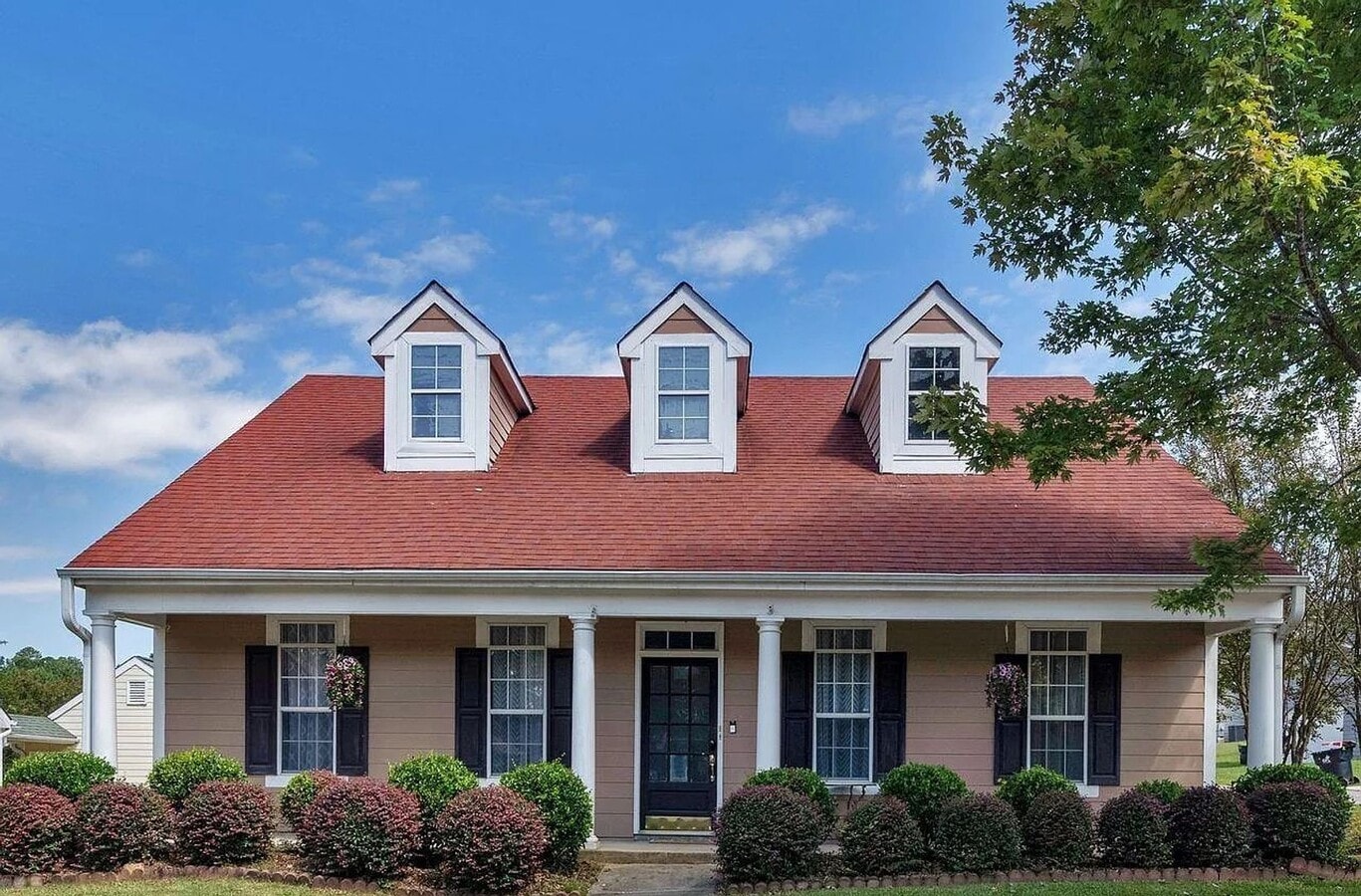 Beautiful 3 Bedroom Ranch: Move in Special available - Beautiful 3 Bedroom Ranch: Move in Special available