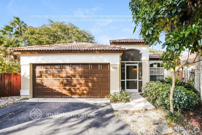 Building Photo - 5550 NW 49th Ave Rental