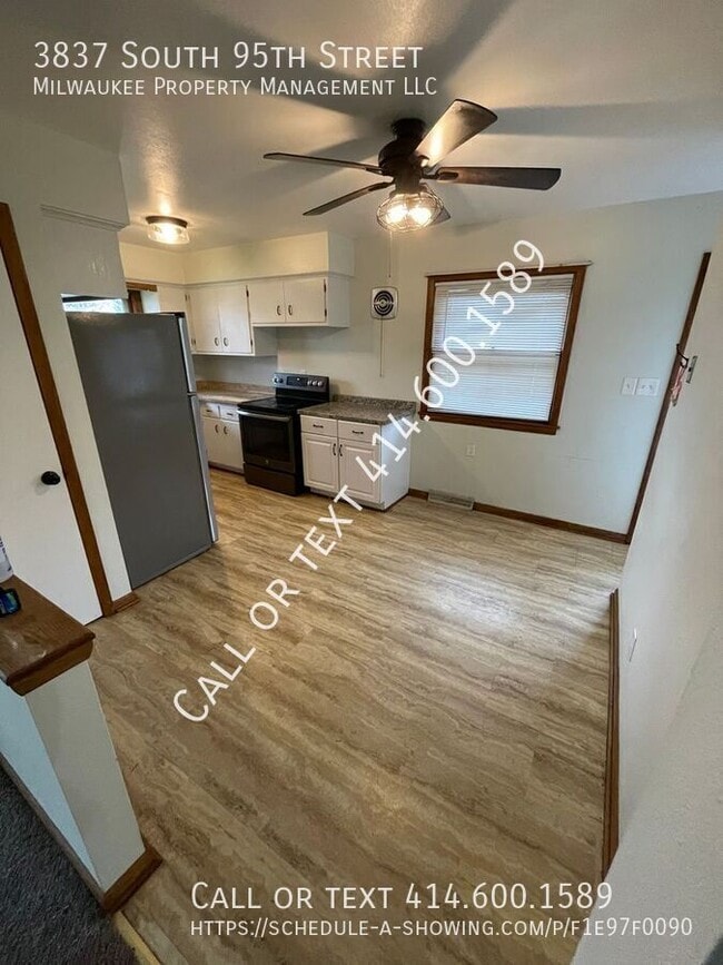 Photo - 3837 S 95th St