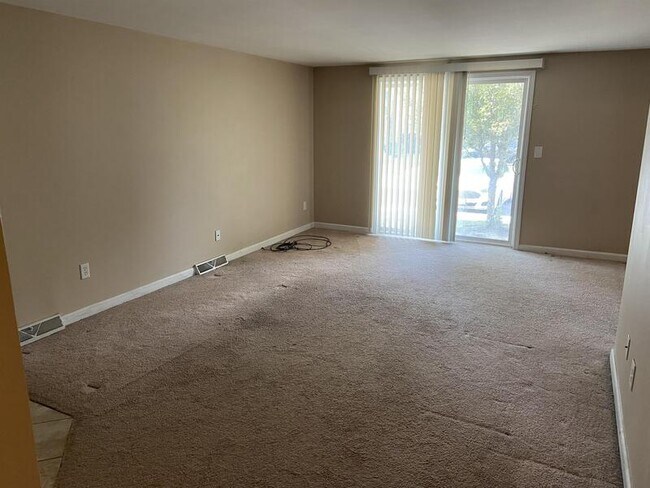 Photo - 137 Creekside Dr Unit 1