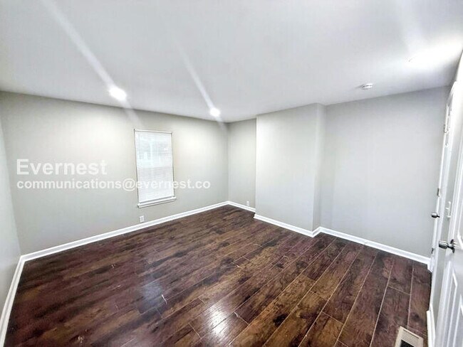 Photo - 8234 4th Ave S