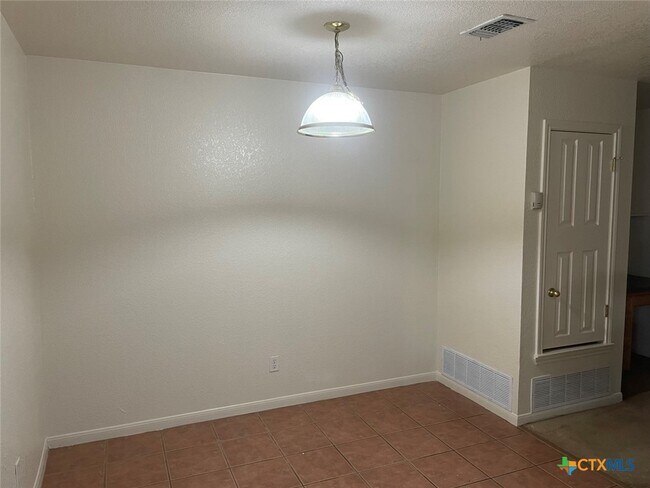 Photo - 3702 Dustin Ct