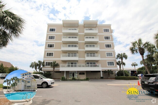 Building Photo - Fully Renovated and Furnished 2 Bedroom Co... Rental