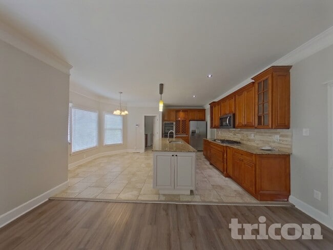 Photo - 790 James Madison Dr