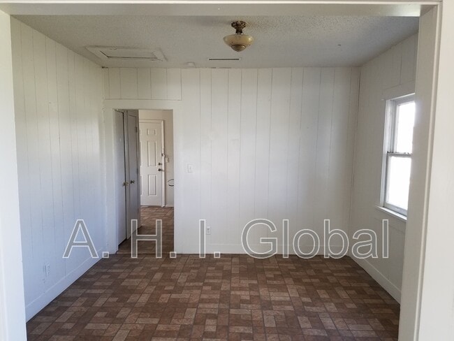 Photo - 2502 S Pierce St