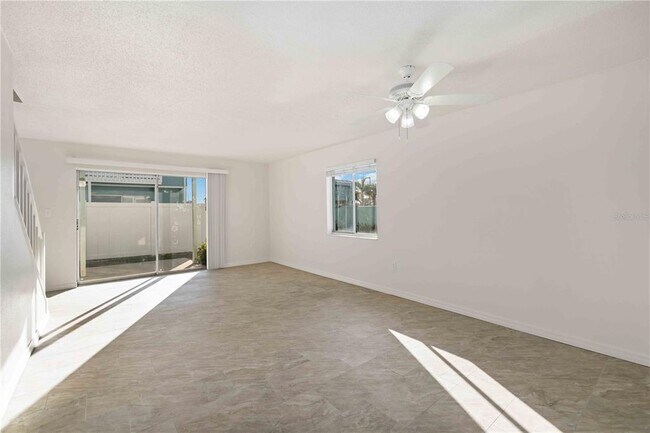 Photo - 3569 Bee Ridge Rd