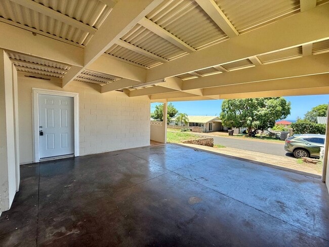 Photo - Newly Renovated 4 Bedroom / 2 Bathroom Home for Rent in Lahaina!