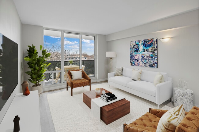 Photo - Lakeview Towers