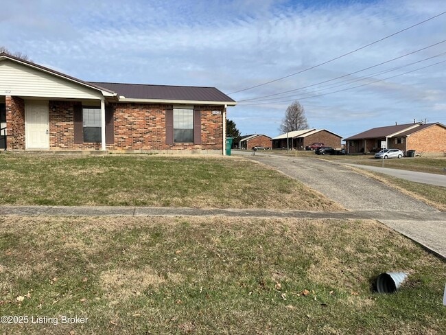 Photo - 1012 Windview Pl