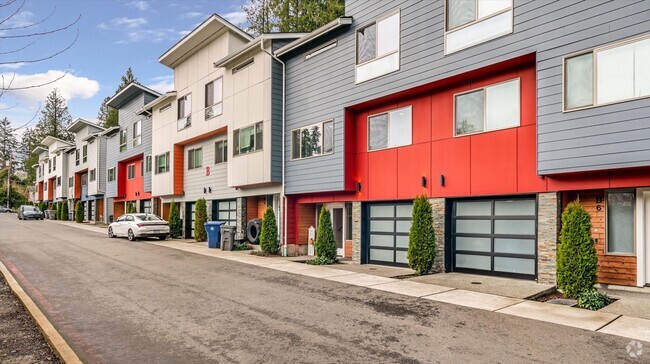 Building Photo - Luxury 7th Ave Townhome For Lease