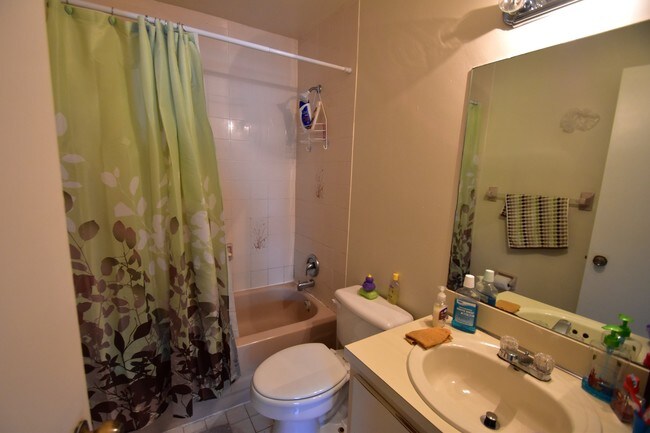 Photo - 8th Street Apartments