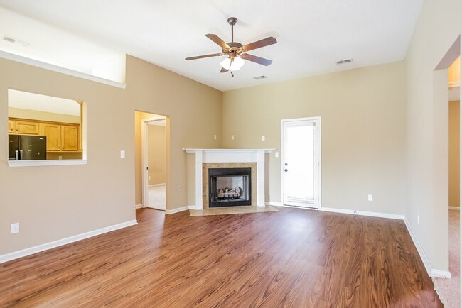 Photo - 7916 Ridgedale Dr