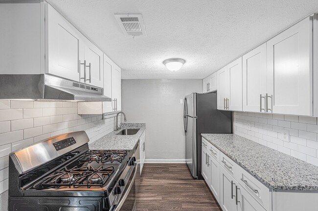 Regency Park Apartments