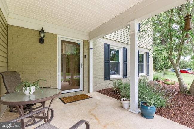 Photo - 15005 Narrows Ln