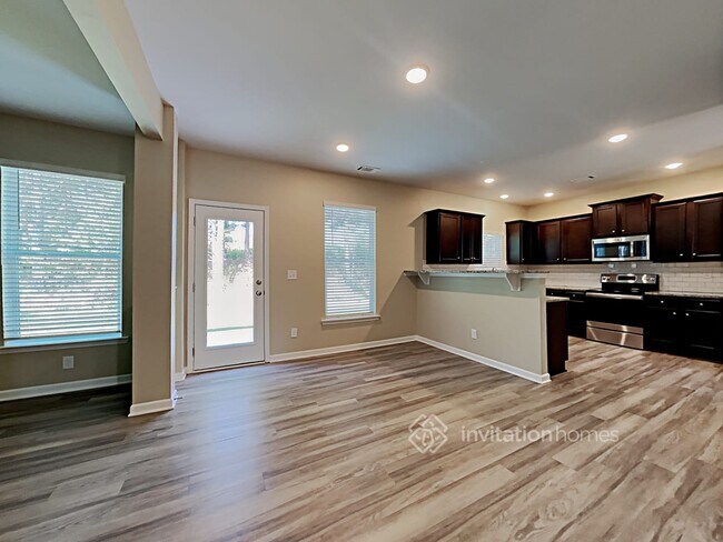 Photo - 178 Lantana Crossing