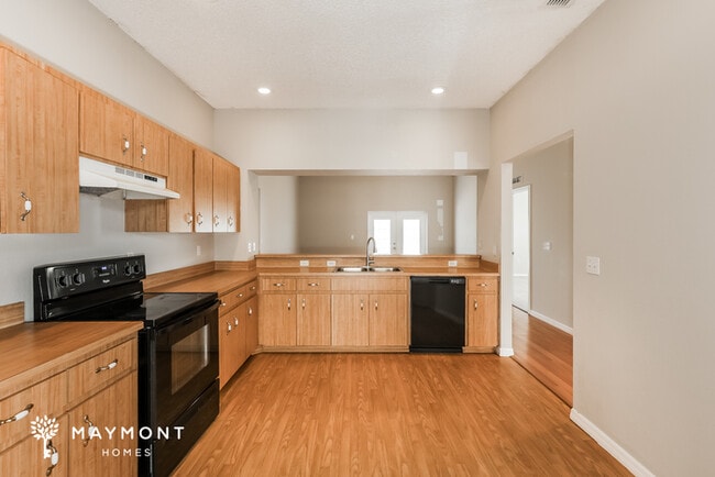Photo - 1144 View Pointe Cir