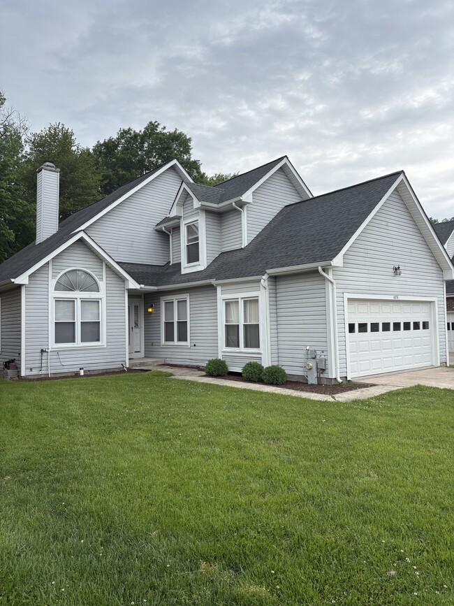 Photo - 14208 Greenview Dr