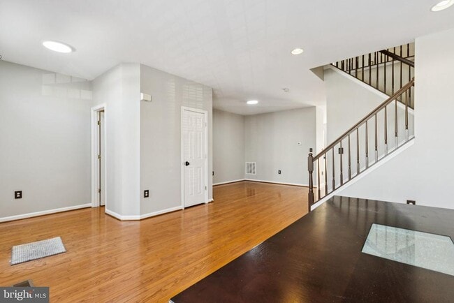 Photo - 120 Douglas Dr