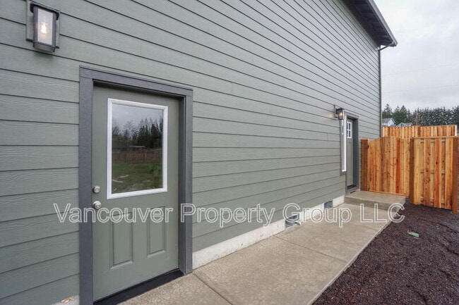 Photo - 313 E Caribou Ct