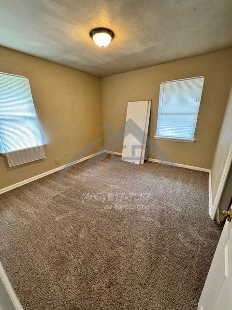 Photo - 2829 Lakeside Dr