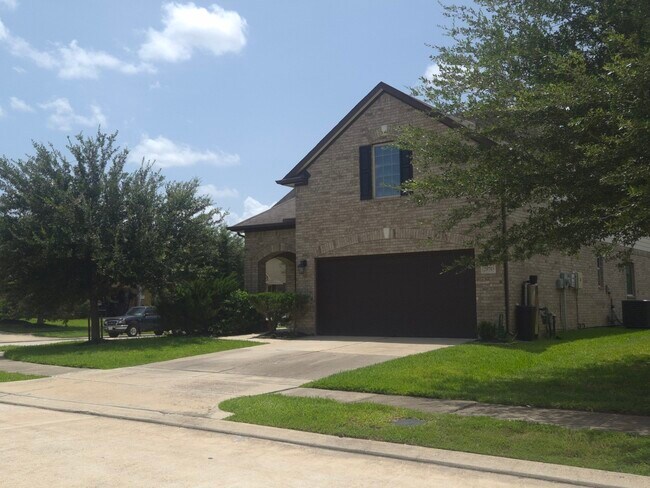 Photo - 20703 Winghaven Dr