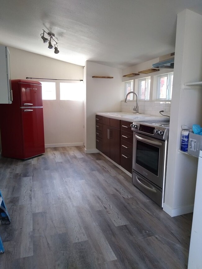 Photo - 1590 Tamarac St
