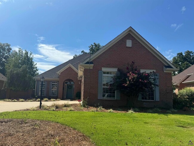 Photo - 110 MacIntosh Ln