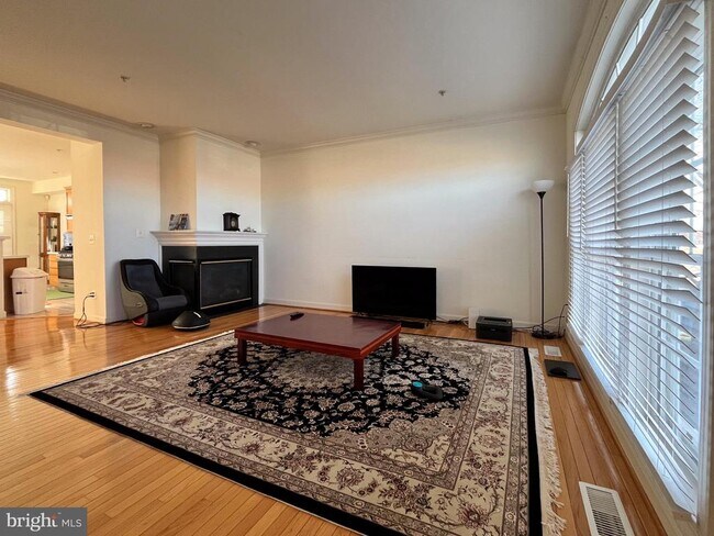 Photo - 8179 Skelton Cir