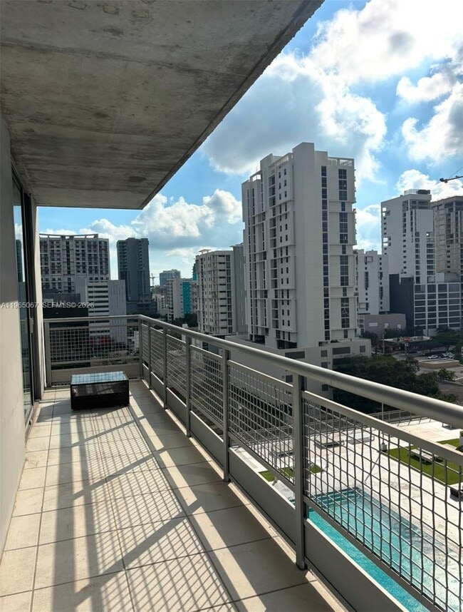 Photo - 690 SW 1st Ct Unit 1226