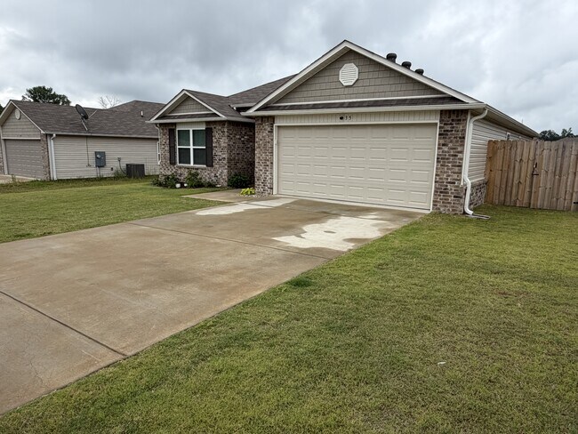 Photo - 35 Kinley Brk Ln