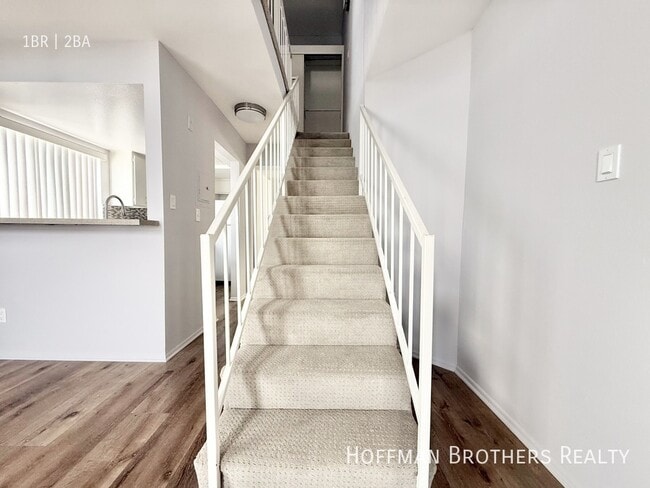 Photo - 3759 S Canfield Ave Unit 302